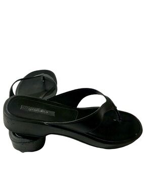 Grendha Black Vegan Leather Thong Sandals US 9